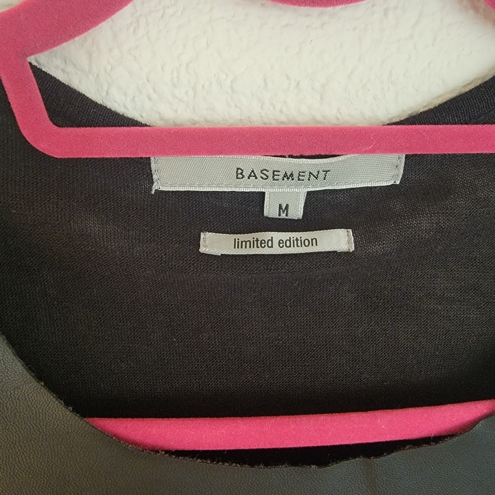 Black basement Limited edition Top! M - Picture 6 of 16